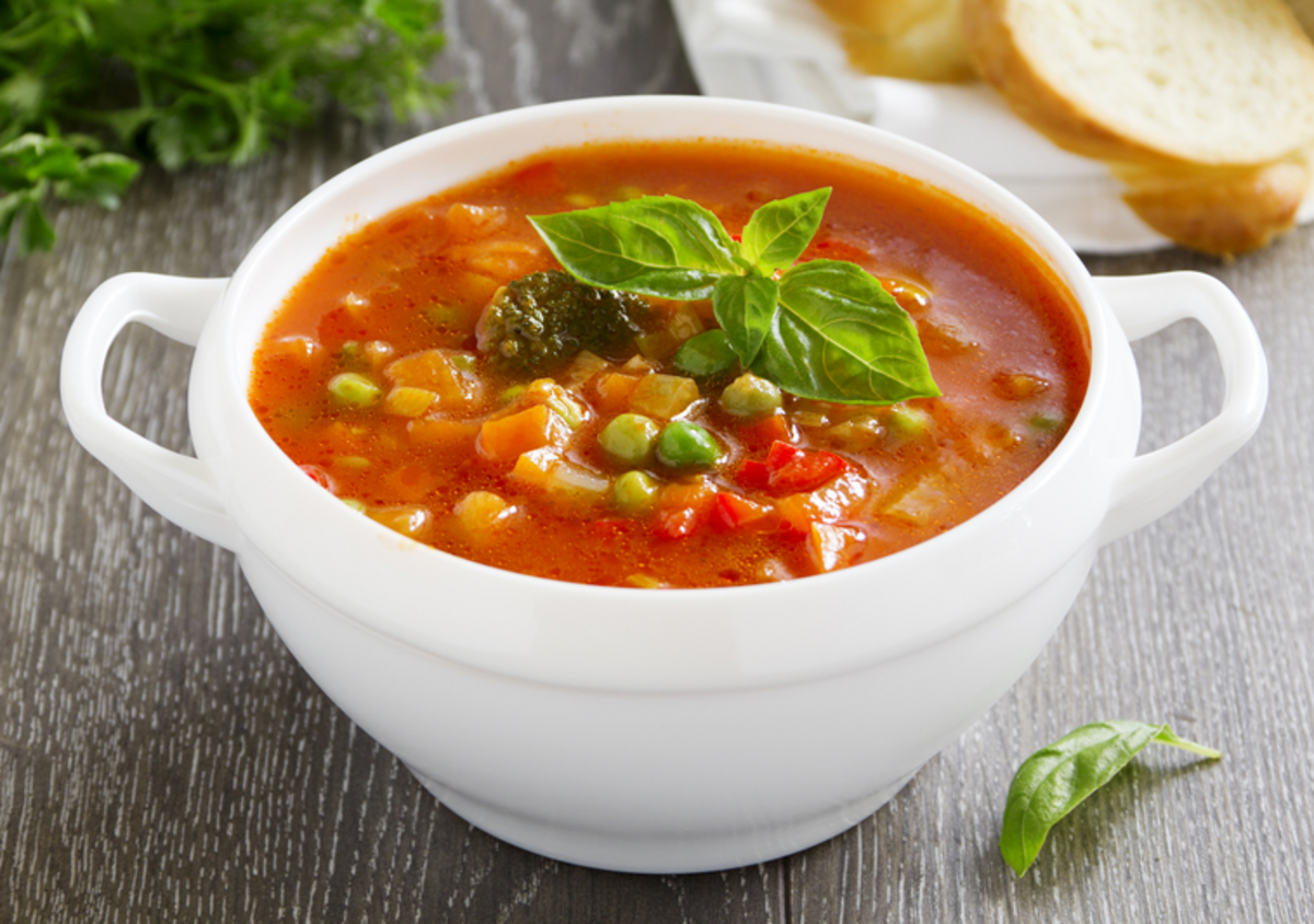 Itališka daržovių sriuba „Minestrone“