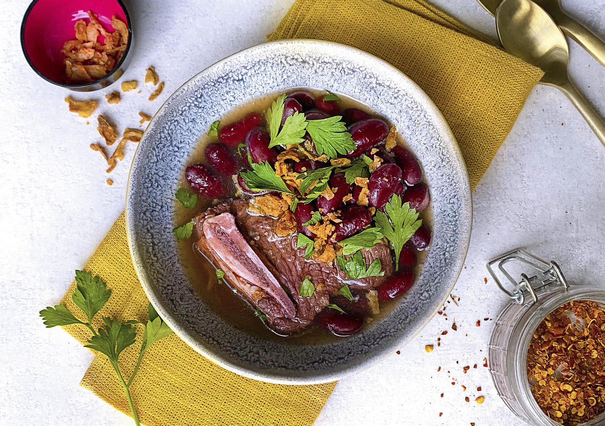 Indonesian Rib Soup with Red Beans